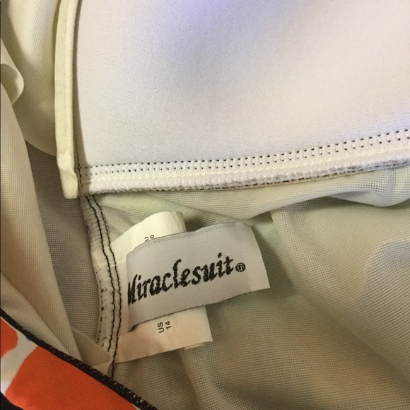 Miraclesuit SWIM Top❤️ - Picture 6 of 8